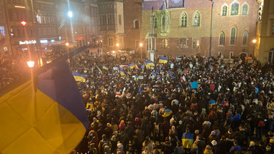 "Solidarni z Ukrainą". Protesty w miastach w całej Polsce [ZDJĘCIA]