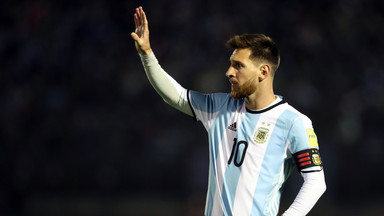 Messi upomina swoich ochroniarzy i spotyka się z fanem