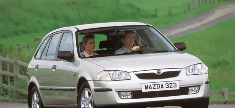 Azjatyckie hity: Mazda 323F - lać paliwo i jeździć