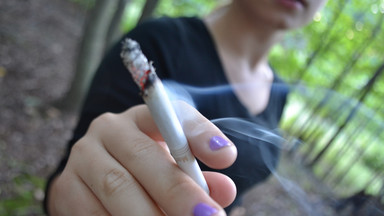 Nawet 95 proc. mniej tytoniu w papierosach. Chcą odzwyczaić ludzi od palenia