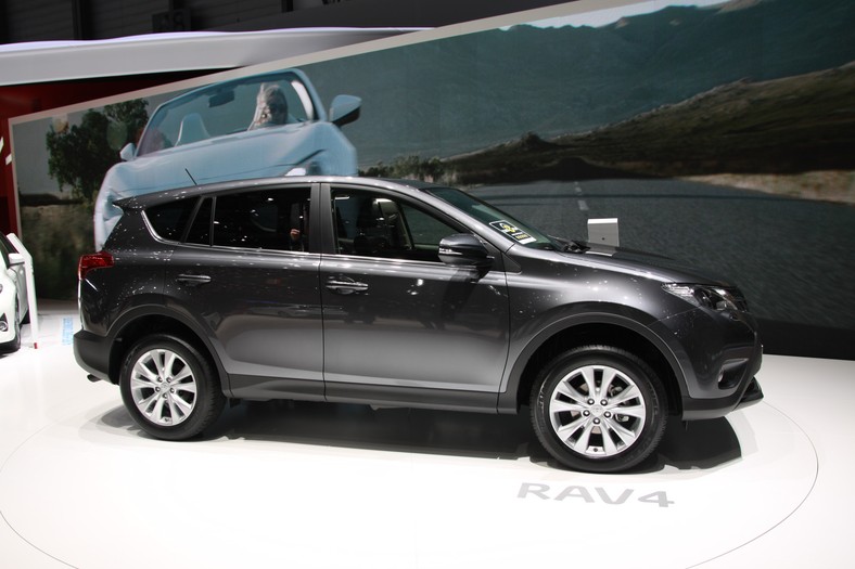 Toyota RAV4 (Genewa 2013)