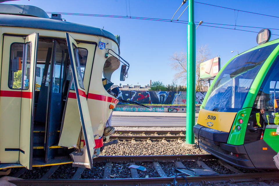 30 osób rannych w wypadku tramwajów w Poznaniu