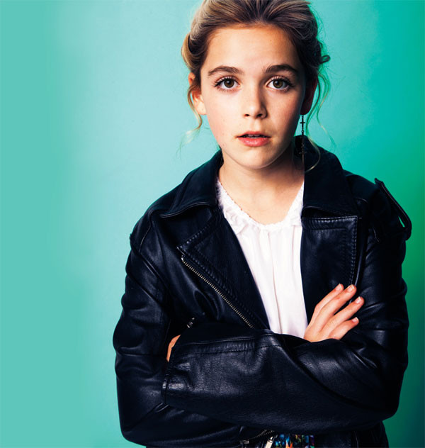 Kiernan Shipka w "Bullet Magazine"