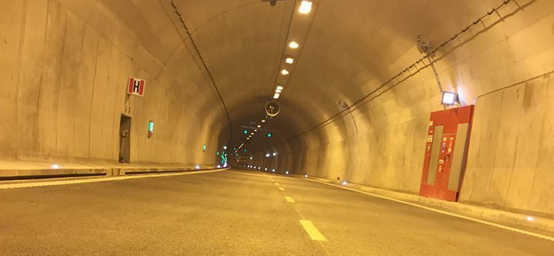 Tunel pod Martwą Wisłą gotowy, ale jeszcze nieprzejezdny