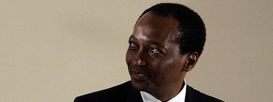 Patrice Motsepe - jego holding wydobywczy African Rainbow Minerals mimo kryzysu jest coraz wyżej wyceniany.