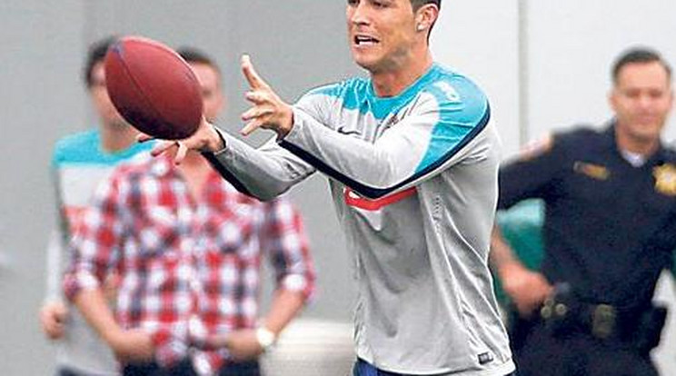 Ronaldo: amerikaifocival az amerikaiak ellen