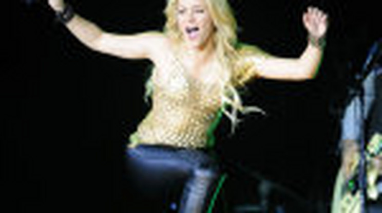 Pacsizott rajongóival Shakira