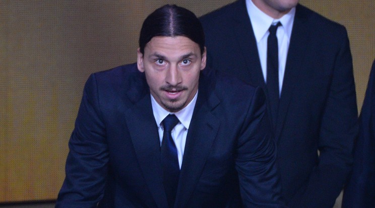 Valószínűleg Ibrahimovic sem hiszi el, hogy kihagyták az álomcsapatból / Fotó: Northfoto