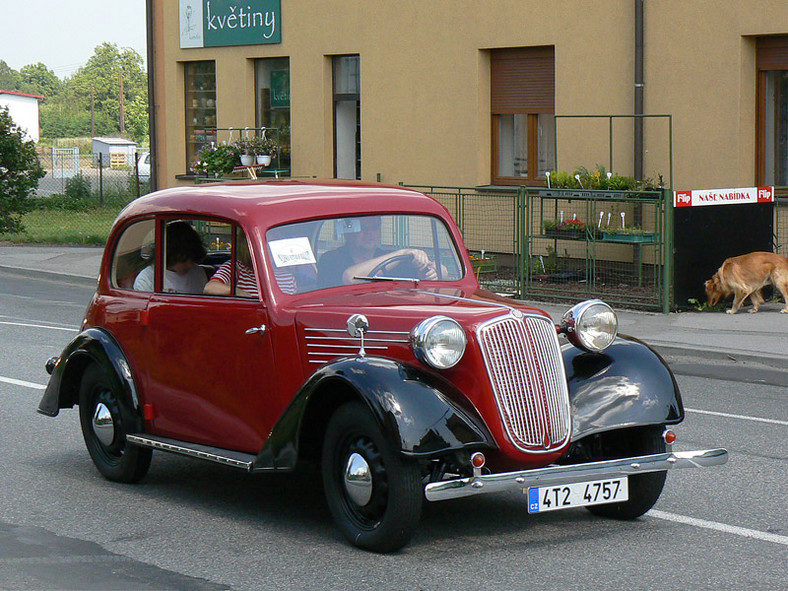 Oldtimery u podnóża Beskidów (fotogaleria)