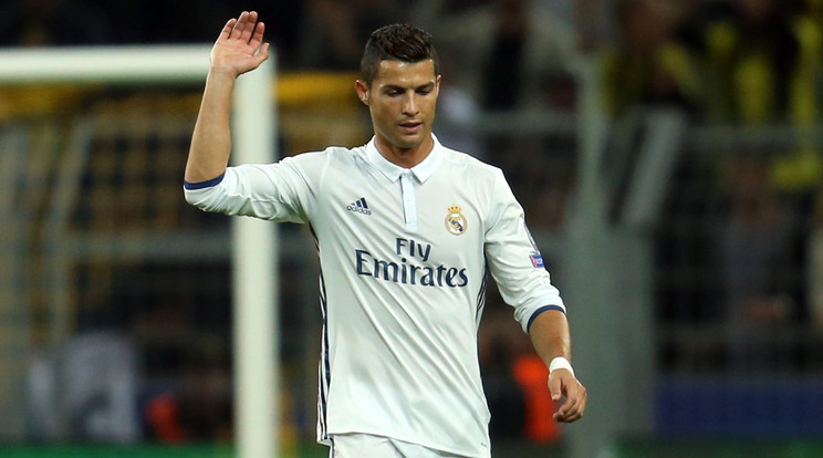 Főhet Ronaldo feje, lezuhant a magángépe /Fotó: AFP