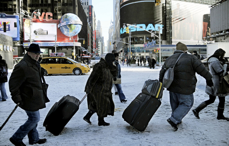 Nowy Jork, Times Square. Burza śnieżna sparaliżowała miasto 27 grudnia 2010 roku