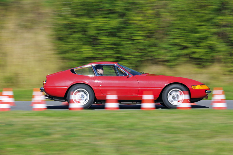 Ferrari 365 GTB/4 „Daytona” - auto dla playboya
