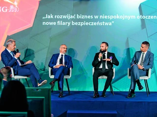 Jak prowadzić biznes w niepewnych czasach, zastanawiają się (od lewej): Paweł Zielewski, redaktor naczelny „Forbes” Polska, Robert Zatorski, dyrektor regionalny ds. korporacyjnych Region Szczecin, ING Bank Śląski, Robert Kremser, business development director, Dun & Bradstreet Poland, oraz Radosław Hec, dyrektor zarządzający TM Toy.