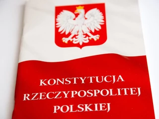 O Konstytucji warto mówić nie tylko z okazji rocznicy jej uchwalenia, ale przede wszystkim edukować obywateli o tym, jakie daje im prawa i jakie nakłada na nich obowiązki