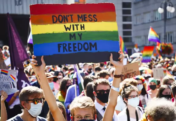 Gminy "wolne od LGBT" nie dostaną pieniędzy z funduszy norweskich. Kraśnik wycofa uchwałę?