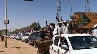 Atak drona w centrum stolicy Sudanu. Dziesiątki zabitych, trwają walki
