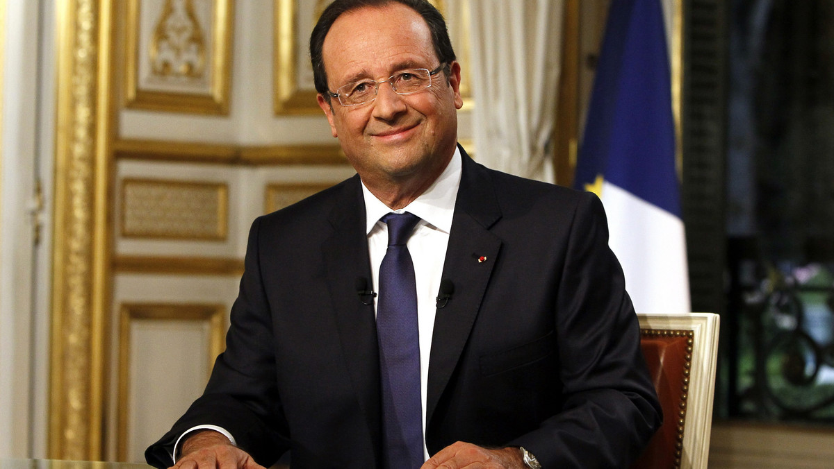 Prezydent Francji Francois Hollande powiedział w wystąpieniu telewizyjnym, że oczekuje rezolucji RB ONZ ws. Syrii, zawierającej groźbę sankcji, jeśli Damaszek nie zastosuje się do ustaleń dotyczących likwidacji syryjskiej broni chemicznej.