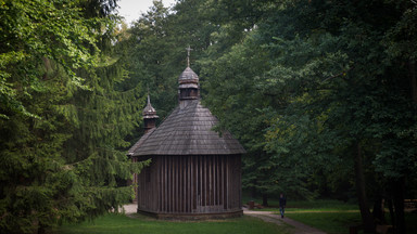 Łódź: zabytkowe kapliczki w Łagiewnikach zostaną wyremontowane