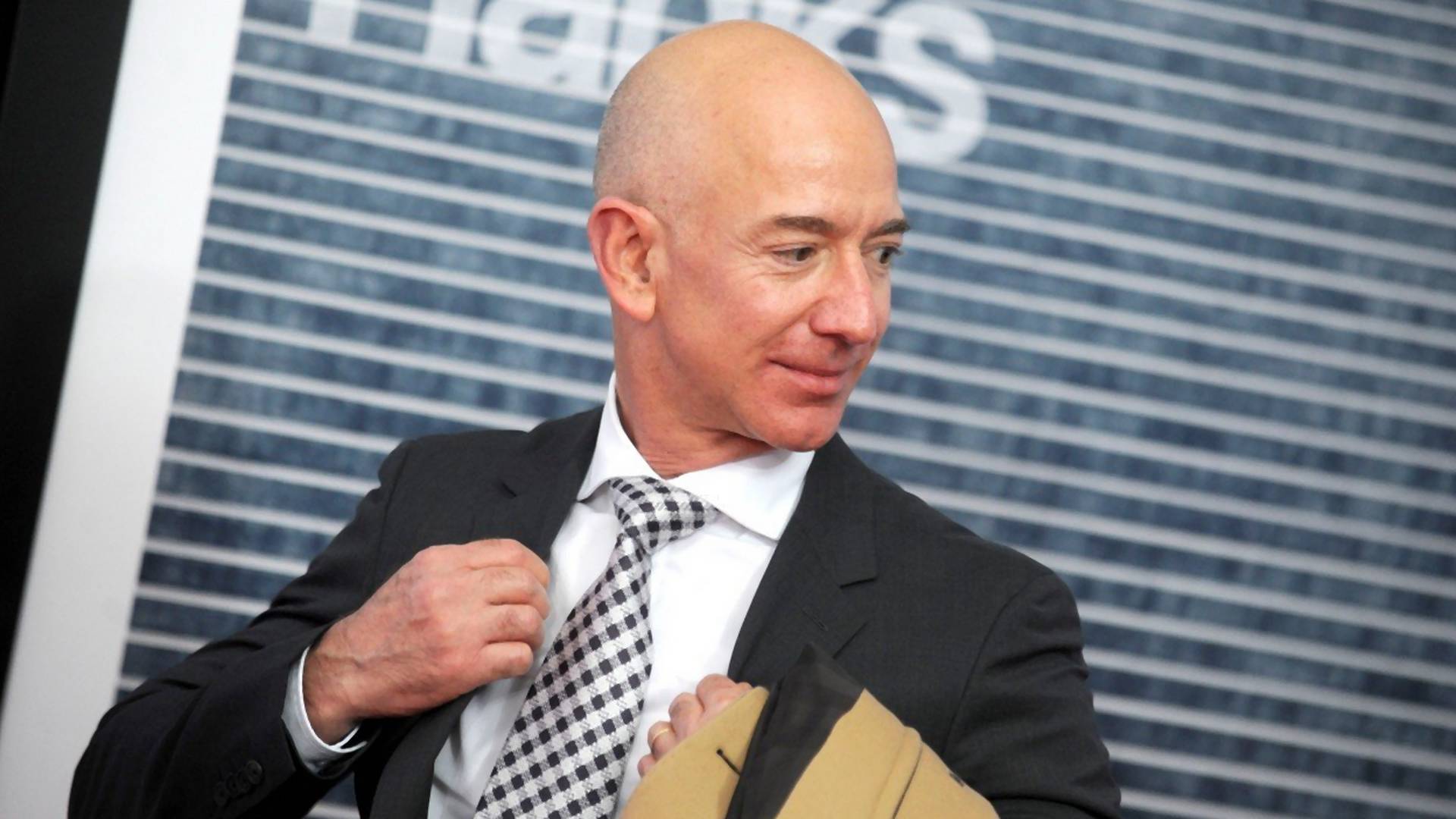 Ne, Džef Bezos nije najbogatiji čovek u istoriji