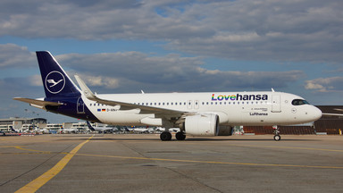 Lufthansa świętuje Pride Month. Tęczowe wnętrze Airbusa robi wrażenie