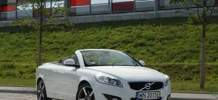 Volvo C70 - Przyciąga spojrzenia