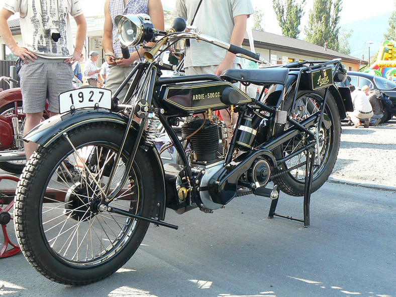 Oldtimery u podnóża Beskidów (fotogaleria)