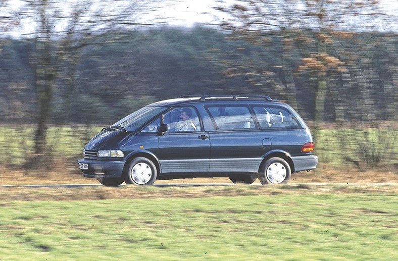 Rok 1990 Toyota Previa