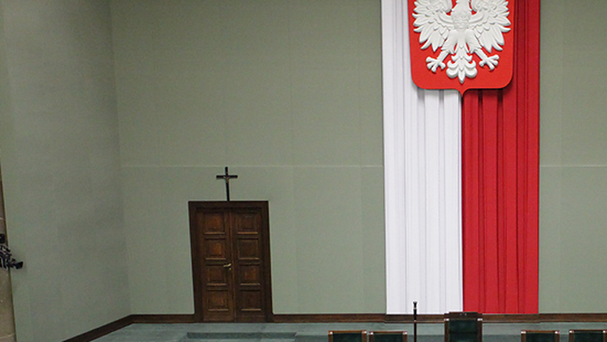 Kancelaria Sejmu przygotowała materiały i szkolenia dla posłów VII kadencji. Będą mogli się dowiedzieć m.in. jak założyć biuro poselskie. 25 października posłowie otrzymają od Państwowej Komisji Wyborczej zaświadczenia o wyborze.