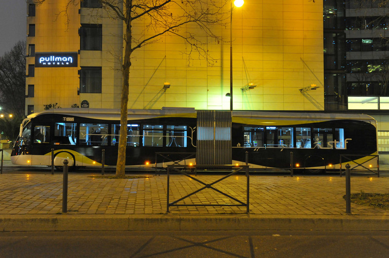 Autobus Solaris BHNS w Paryżu. Fot. materiały prasowe