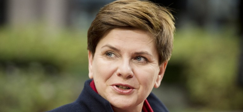 "Beata, mam nadzieję, że to czytasz". Internautki apelują do premier Szydło