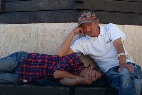 Solidarnost: Nenad P. (desno) oporavlja se od napada nožem