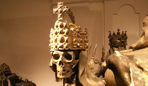 Korona cesarska, której Karol Wielki nigdy nie miał na głowie