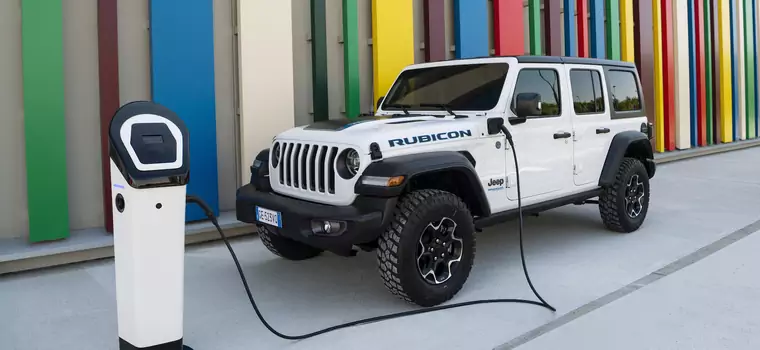 Jeep Wrangler 4xe – hybrydą plug-in w teren i do miasta