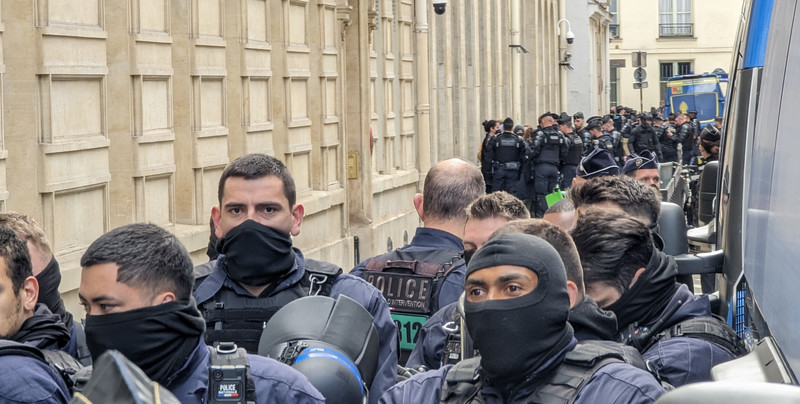 Elitarny francuski uniwersytet zamknięty, policja usuwa propalestyńskich demonstrantów