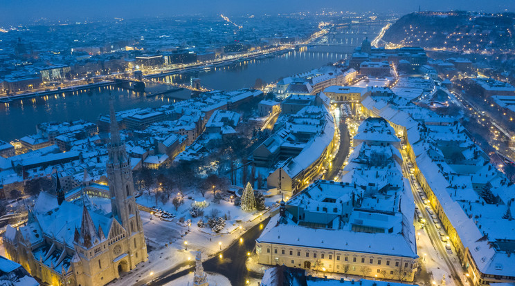 Havazás Budapesten / Fotó: MTI Mohai Balázs