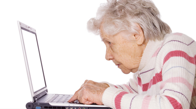 Az életkornak megfelelő foglalkoztatási feltételek megteremtése elengedhetetlen a jövőben /Fotó: Shutterstock