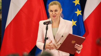 Co z laptopami dla uczniów? Ministra edukacji stawia sprawę jasno