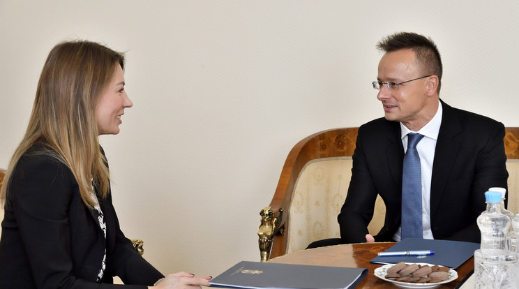 Energiaügyben tárgyalt Szijjártó Péter és a szerb energetikai miniszter / Fotó: MTI/Lakatos Péter