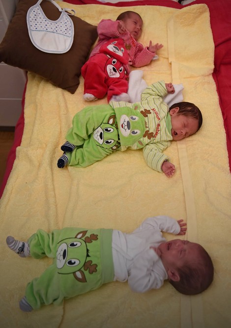 Bebi drim tim: Stevan, Mateja i Helena