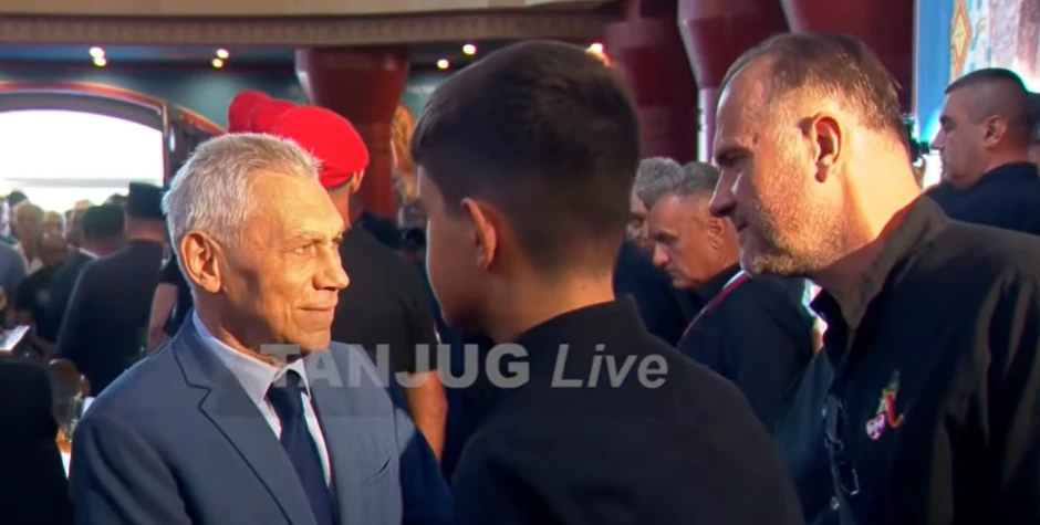 Bocan-Haračenko na sahrani Ratka Mladića 