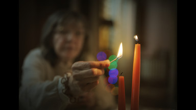 Pomóż samotnym seniorom. Weź udział w świątecznej akcji „Podaruj Wigilię"