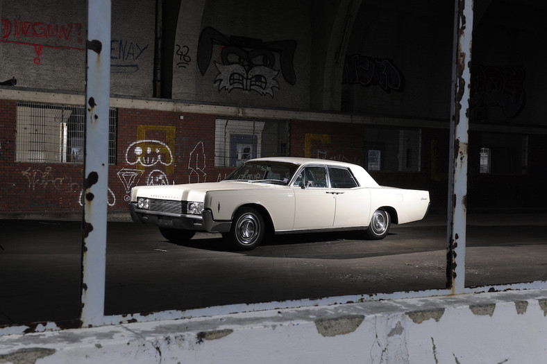 Lincoln Continental