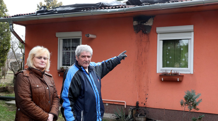 Tóth József
és felesége
aludt, amikor kigyulladt a házuk /Fotó: Weber Zsolt