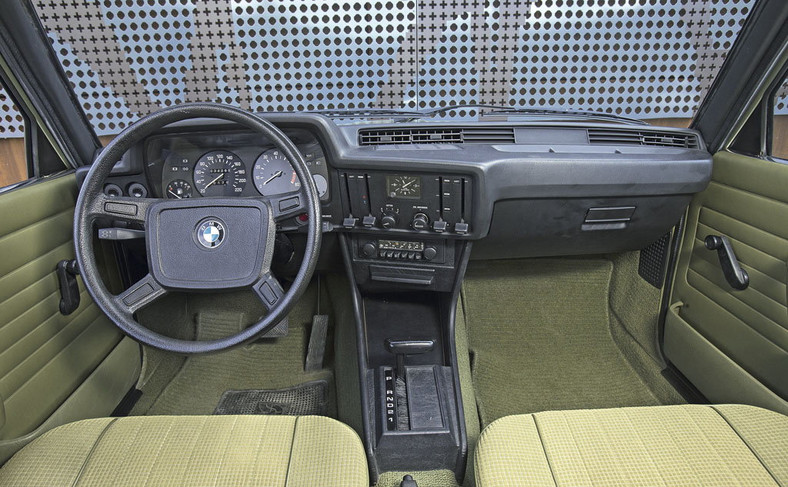 Klasyk, który cię nie zrujnuje - BMW 320/6