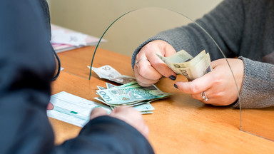 Śledztwo w sprawie nieprawidłowości w banku w Grębowie