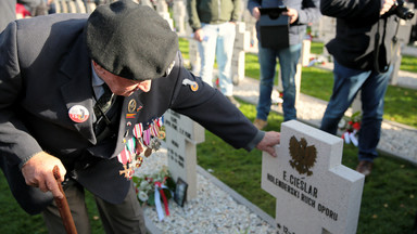 "Nigdy nie zapomnimy, że swoją wolność zawdzięczamy Polakom". Holandia oddaje hołd gen. Maczkowi i jego żołnierzom