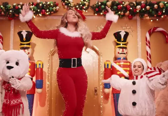 "All I Want For Christmas Is You" - 25 lat po premierze Mariah Carey pokazała nowy teledysk