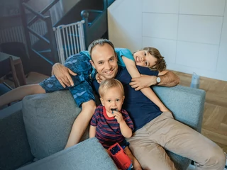 Piotr Zalewski, menedżer ds. komunikacji w Google, tata dwóch synów, skorzystał z trzymiesięcznego urlopu wychowawczego