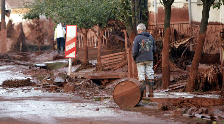 A katasztrófában tíz ember halt meg, több száz ház vált lakhatatlanná /Fotó: RAS-archívum