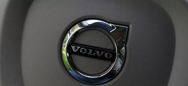 Właściciel Volvo w poważnych tarapatach? Jego zysk spadł o połowę